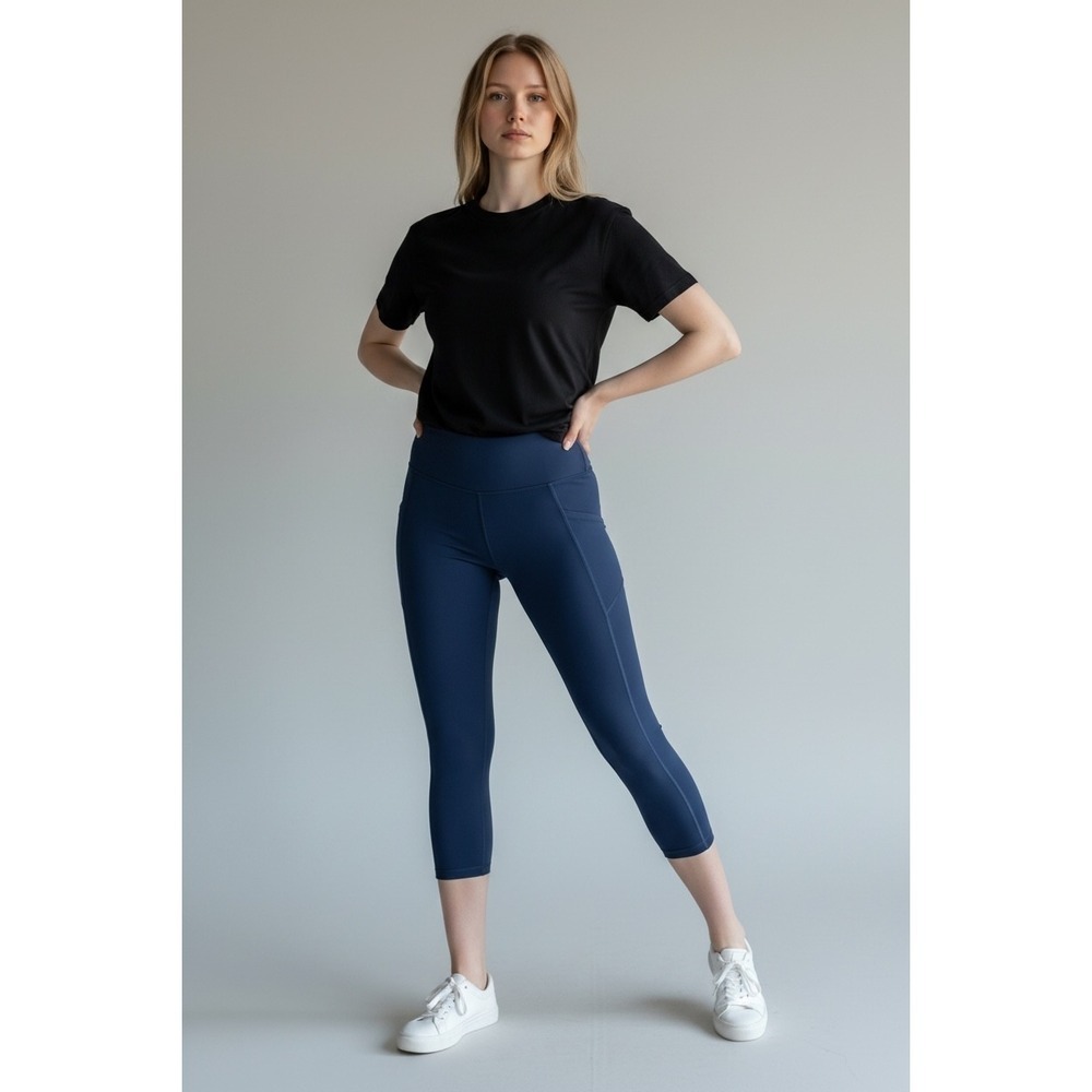 Athleta Leggings Women XSP Blue Salutation Stash Capri High Rise Athletic Pocket